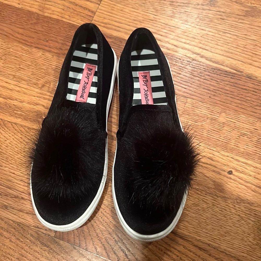 Betsey Johnson black velvet sneakers